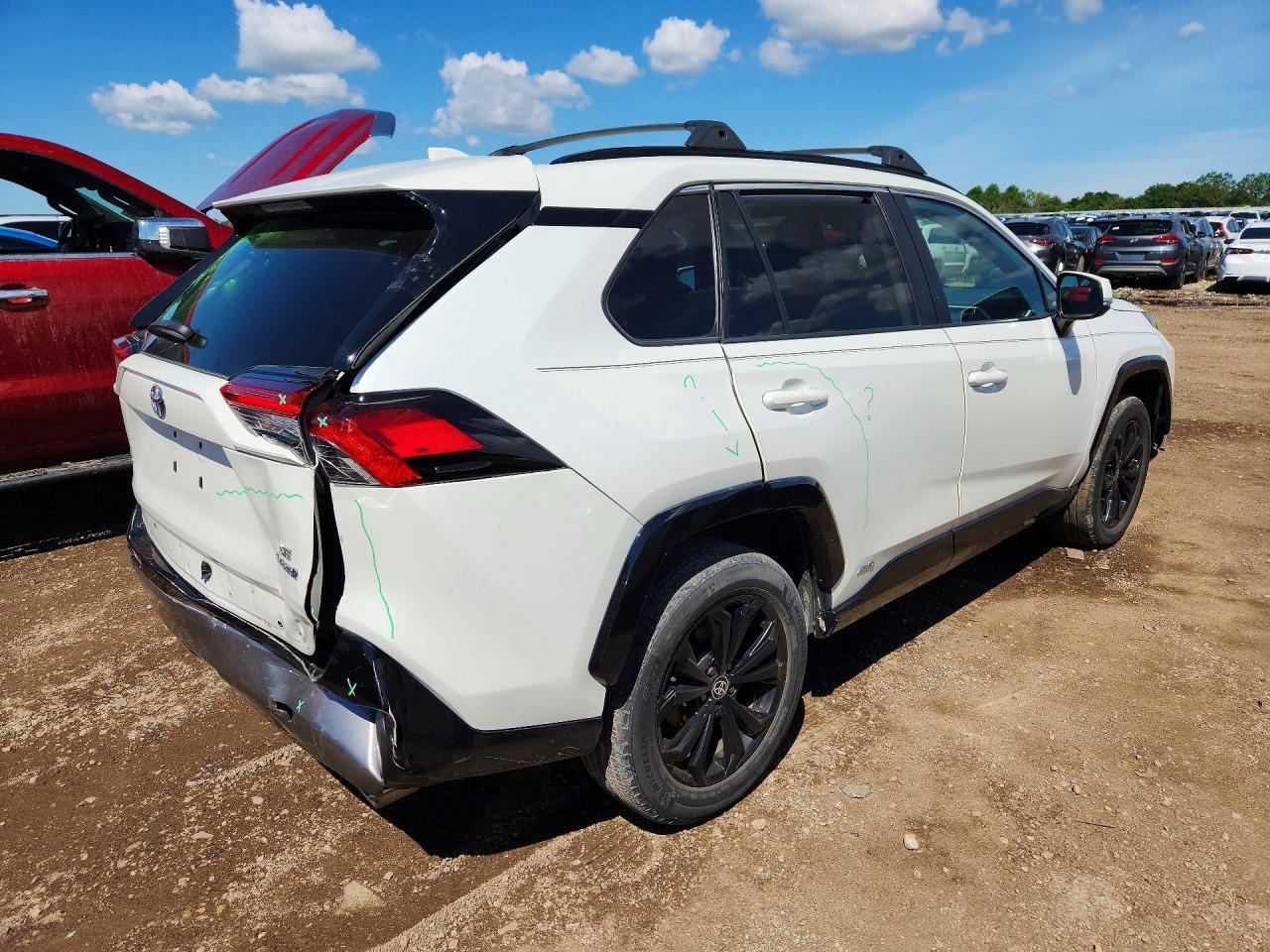 2022 Toyota Rav4 Se - Фото 3