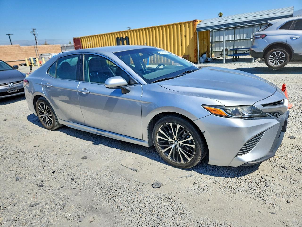2018 Toyota Camry Se - Фото 4