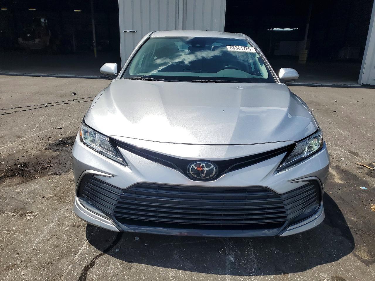 2023 Toyota Camry Le - Image 5