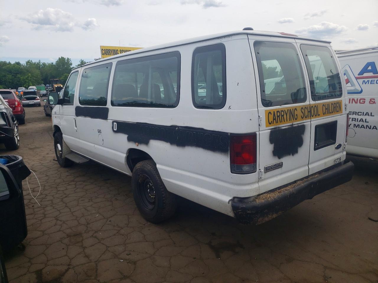 2007 Ford Econoline E250 Van - Image 2
