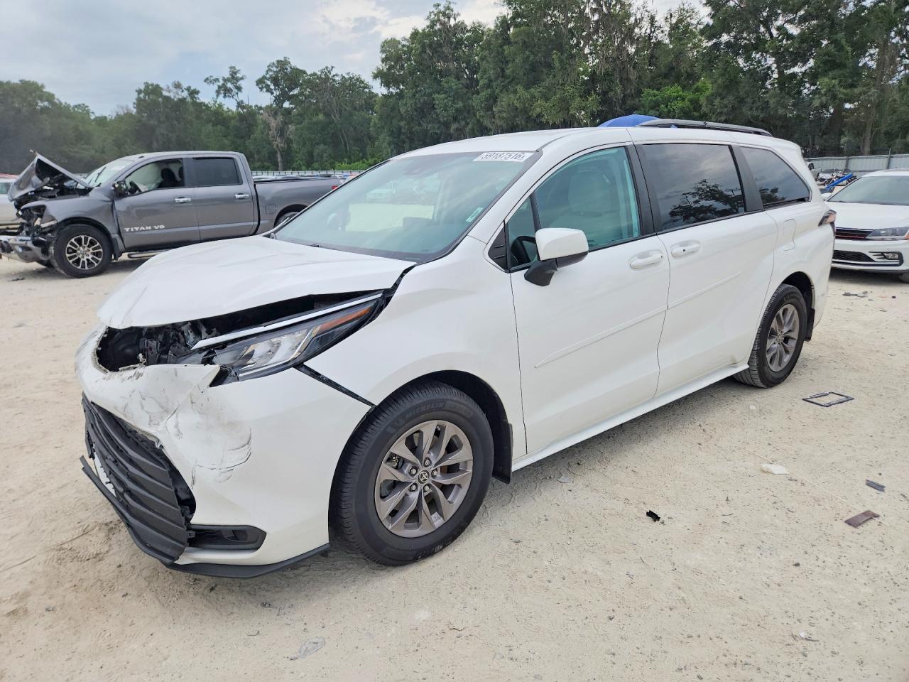 2022 Toyota Sienna Le