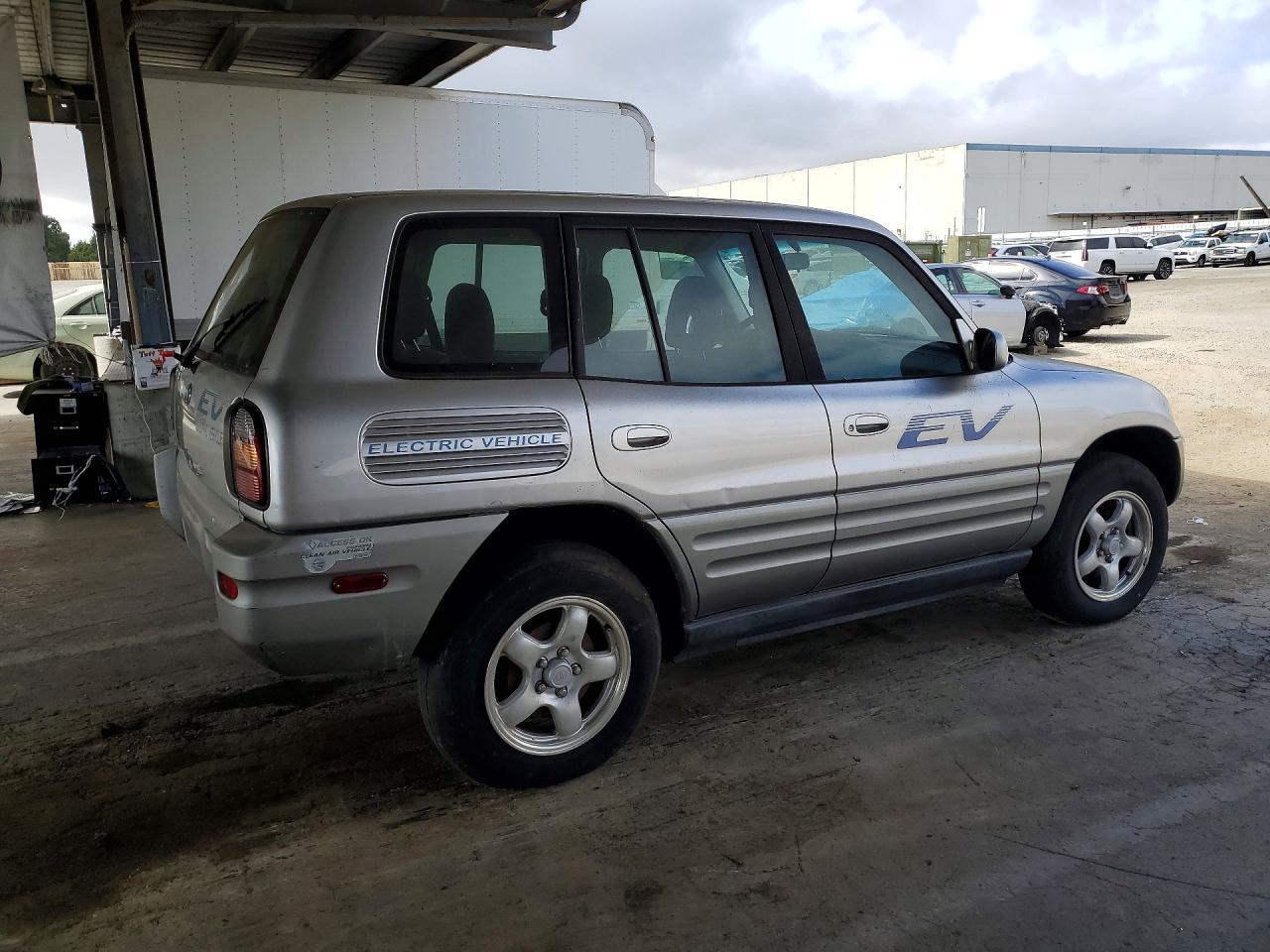 2003 Toyota Rav4 - Фото 3