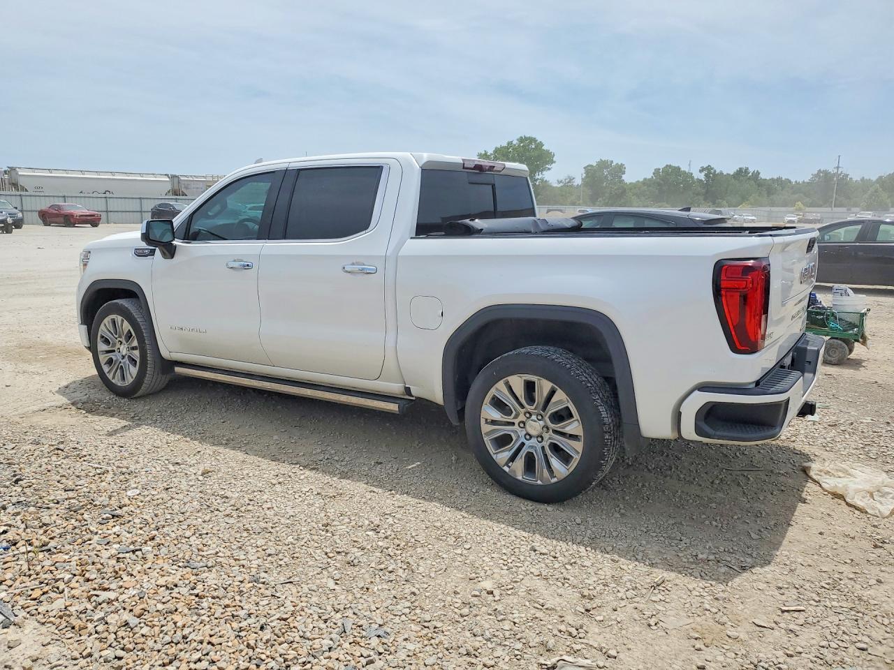 2021 GMC Sierra C1500 Denali - Фото 2