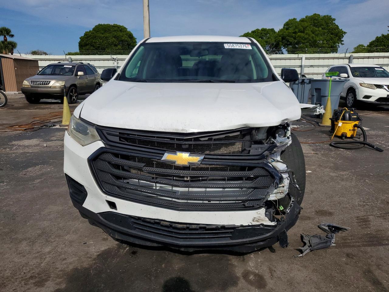 2020 Chevrolet Traverse Ls - Фото 5