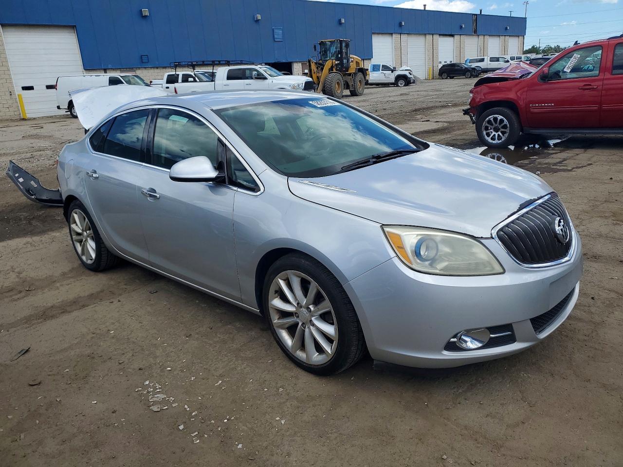 2013 Buick Verano - Image 4