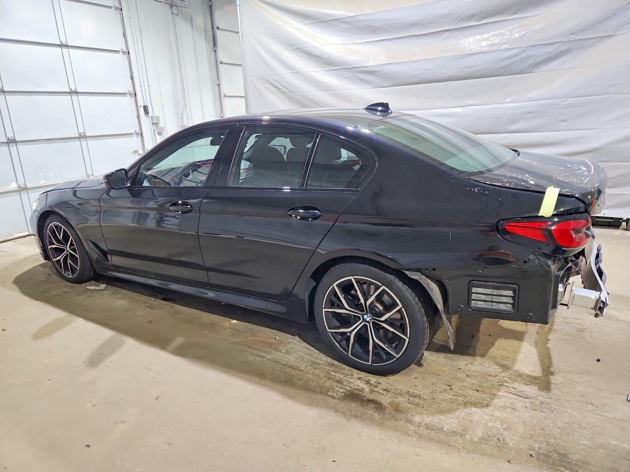2021 BMW 540 Xi - Фото 2