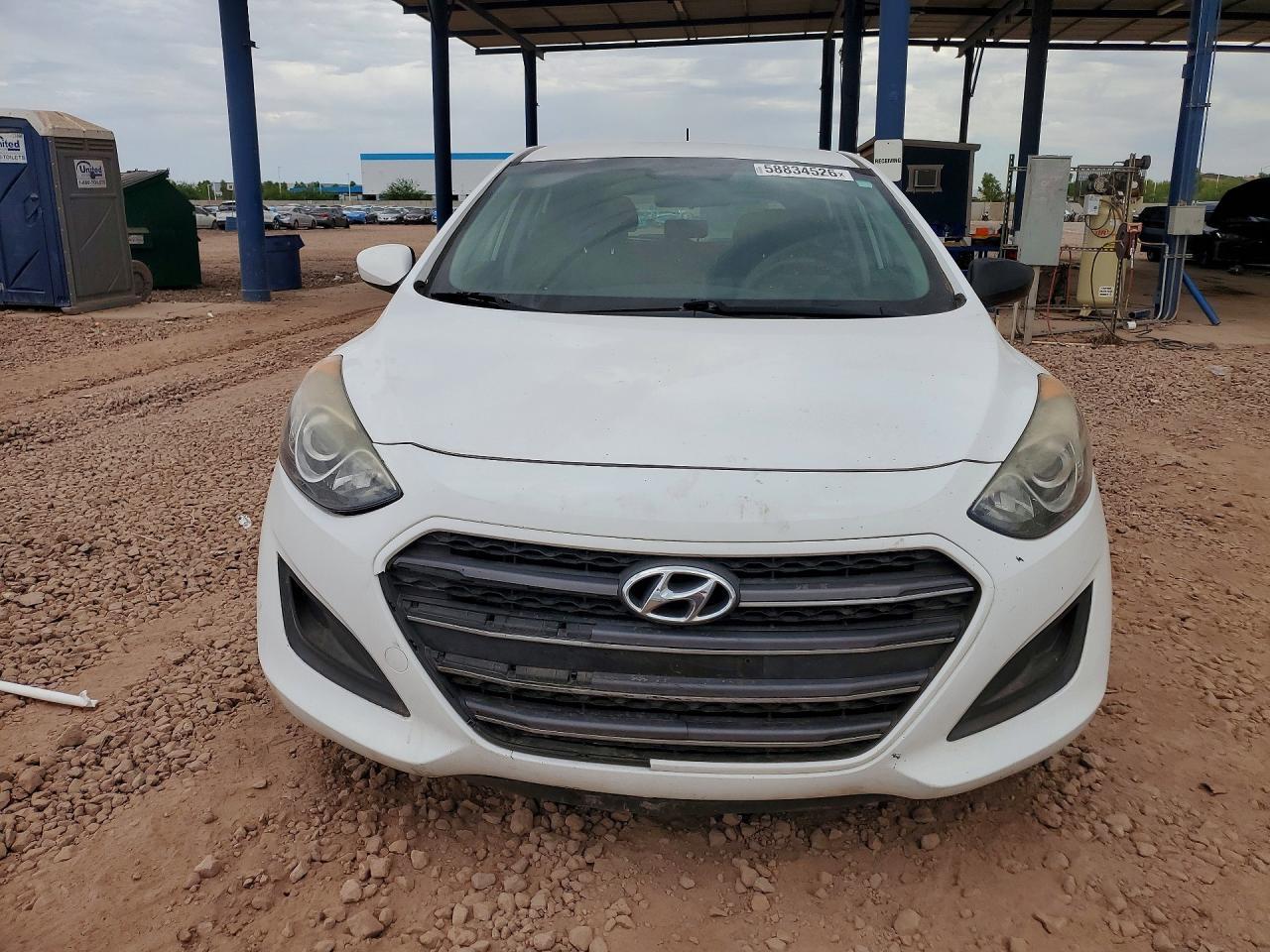 2017 Hyundai Elantra Gt Base - Фото 5