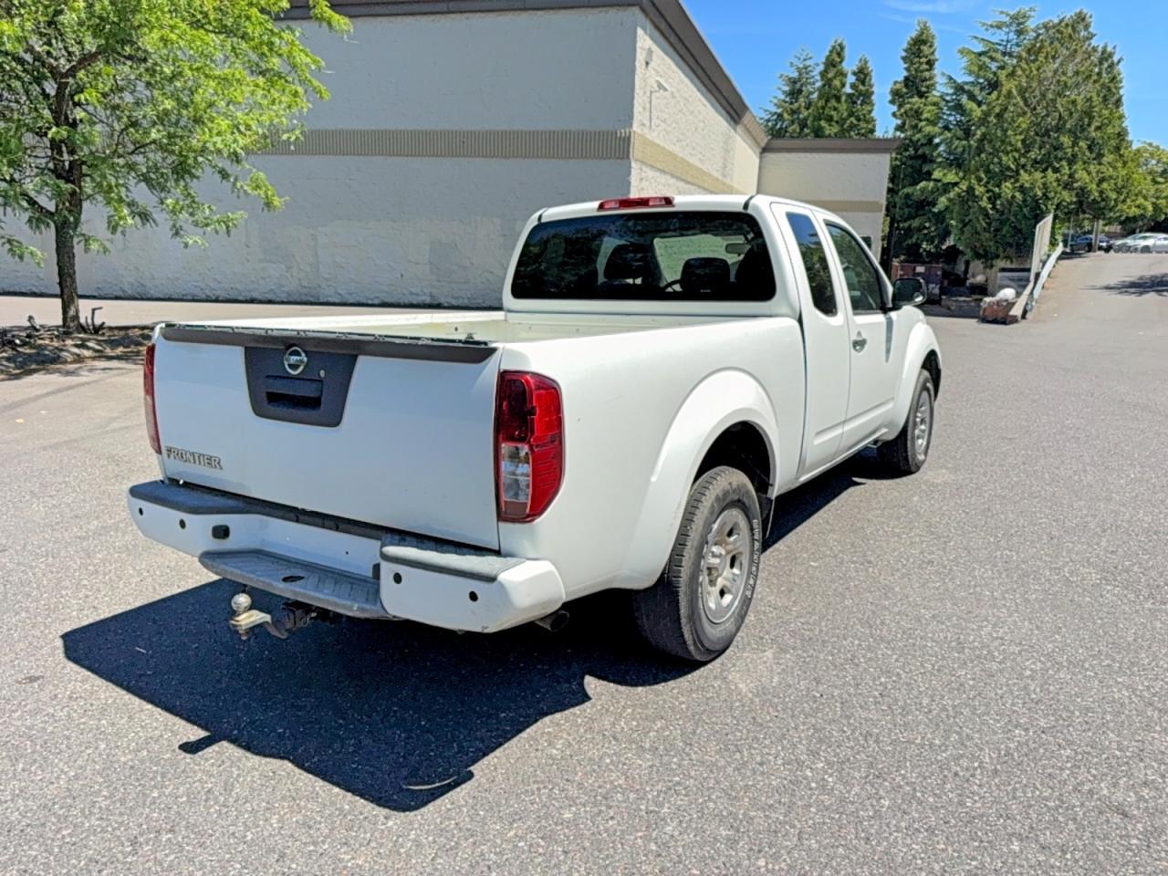 2017 Nissan Frontier S - Фото 4