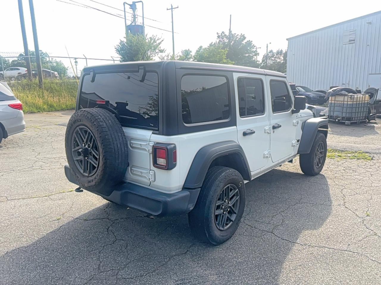 2024 Jeep Wrangler Sport - Фото 4