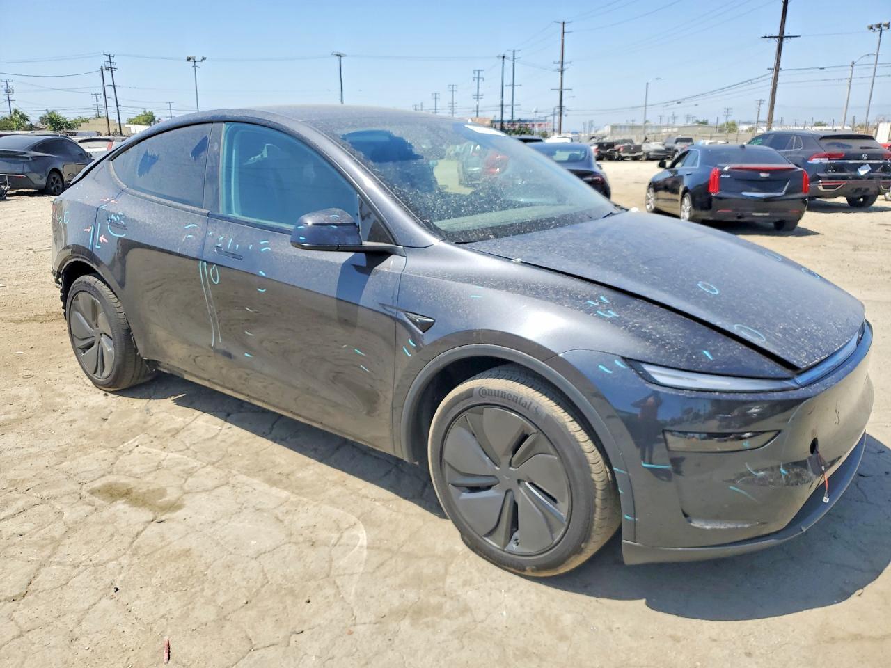2026 Tesla Model Y - Фото 4