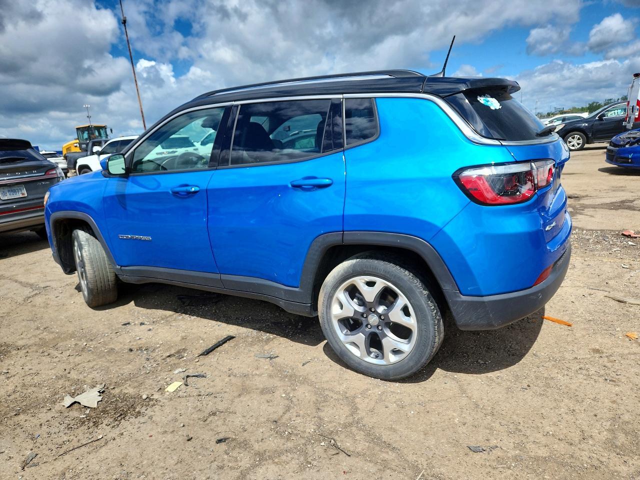 2021 Jeep Compass Limited - Фото 2