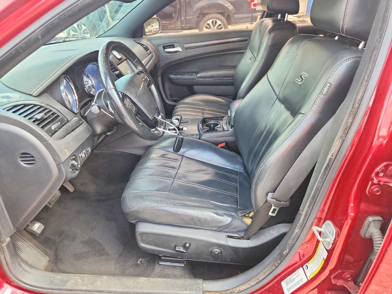 2014 Chrysler 300 S - Фото 7