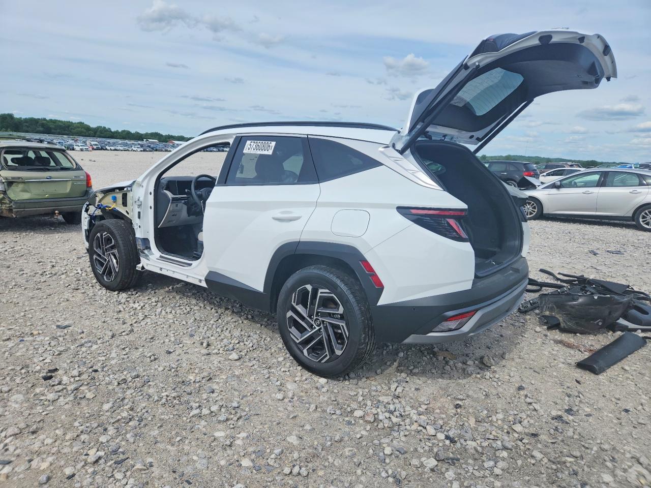 2026 Hyundai Tucson Limited - Image 2