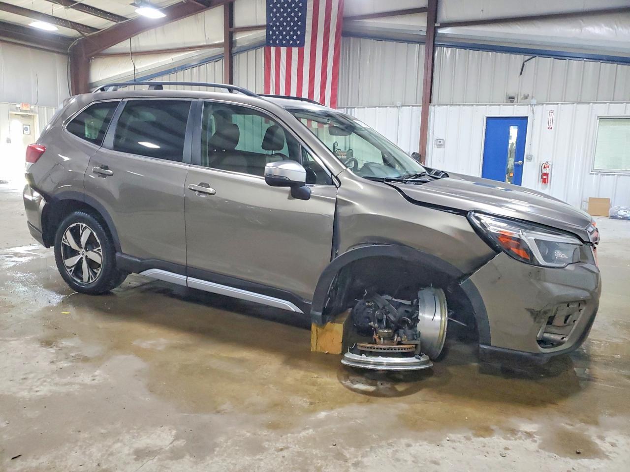 2021 Subaru Forester Touring - Фото 4
