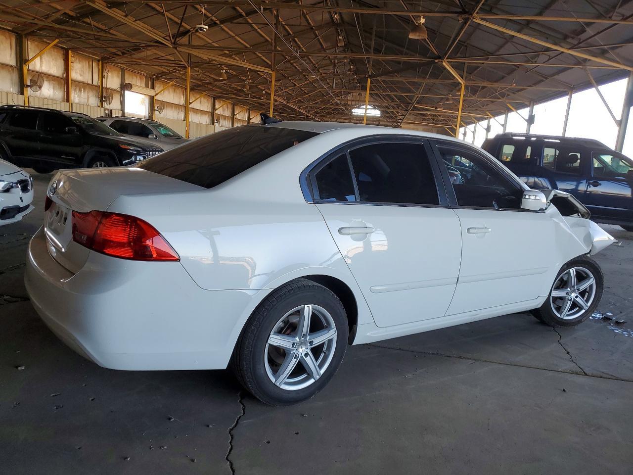 2010 Kia Optima Lx - Фото 3