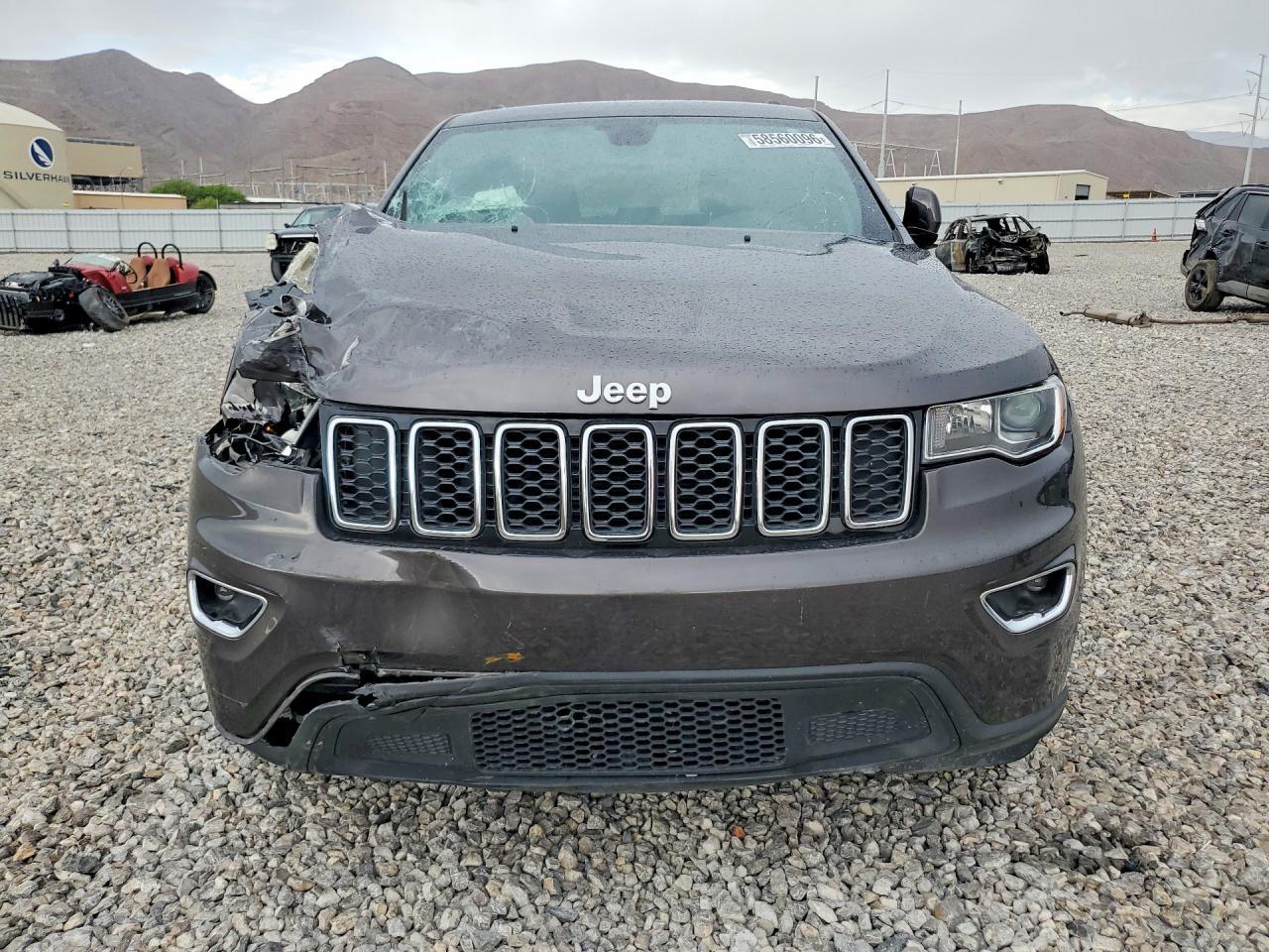 2021 Jeep Grand Cherokee Laredo - Image 5