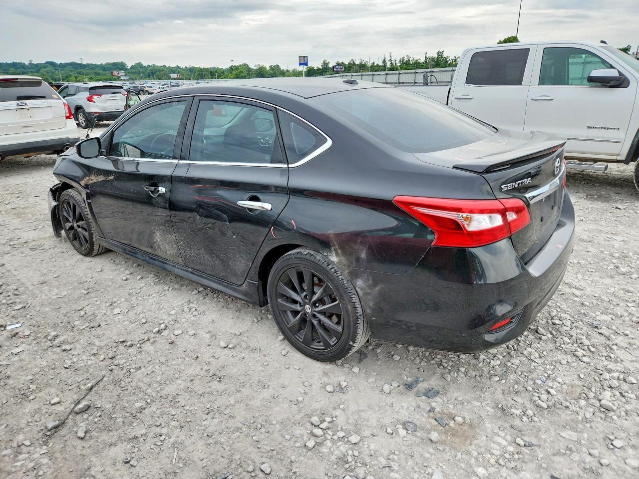 2017 Nissan Sentra Sr Turbo - Фото 2