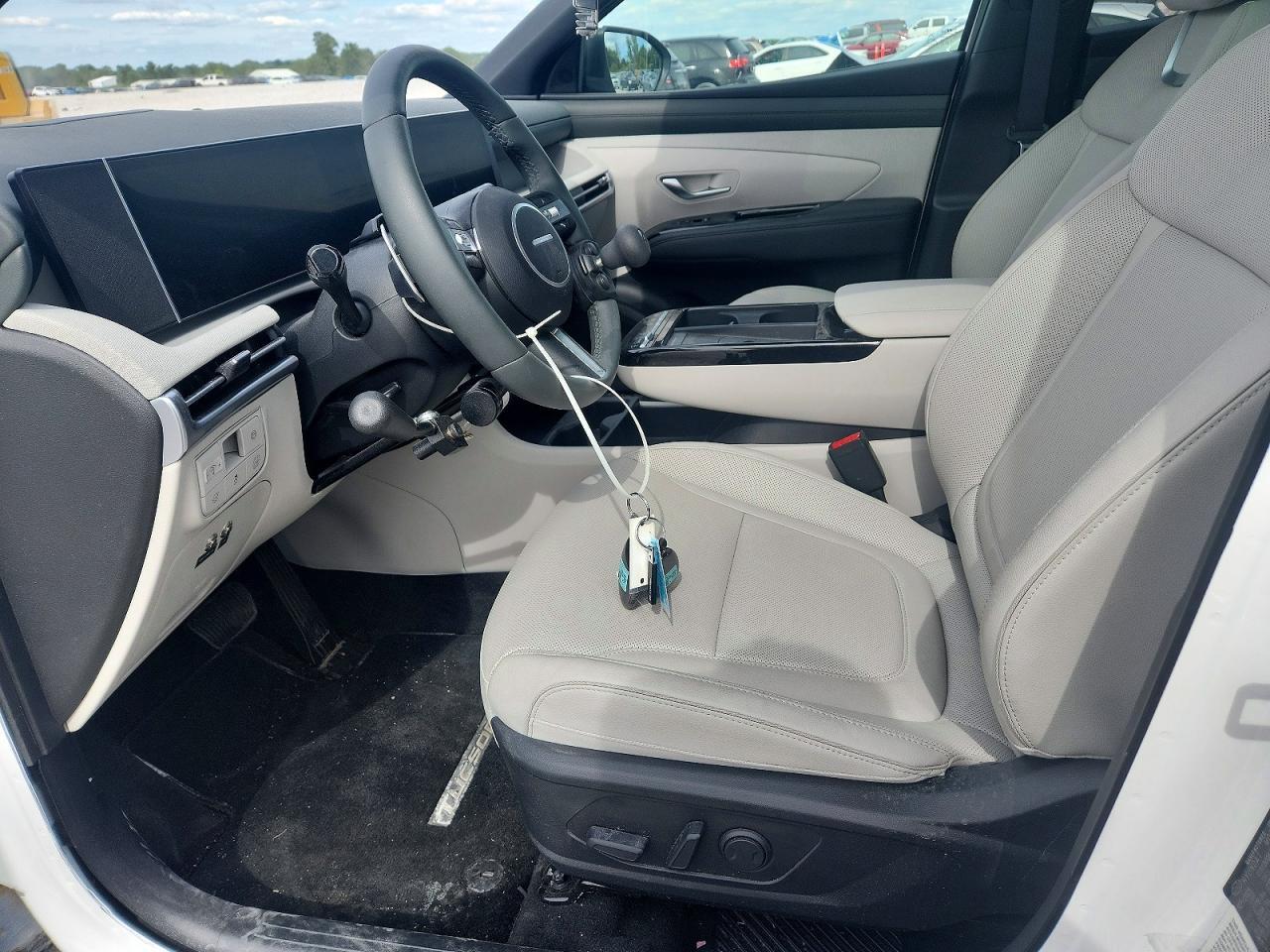 2026 Hyundai Tucson Limited - Image 7