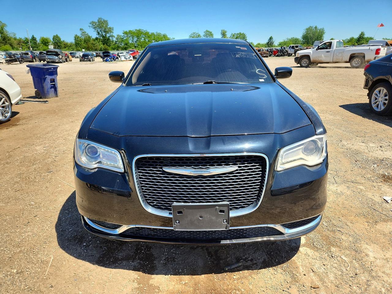 2017 Chrysler 300 Limited - Фото 5