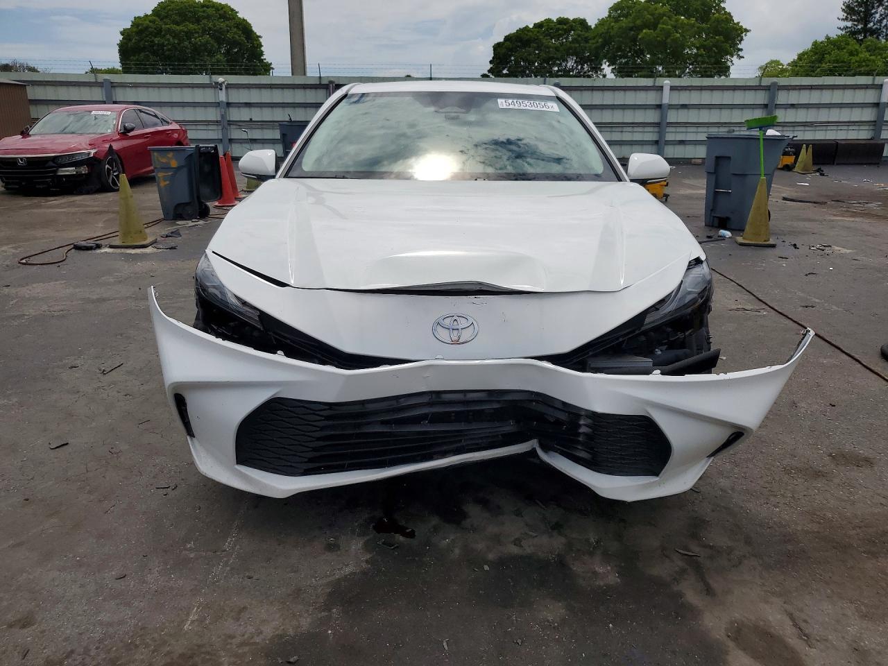2025 Toyota Camry Le - Фото 5