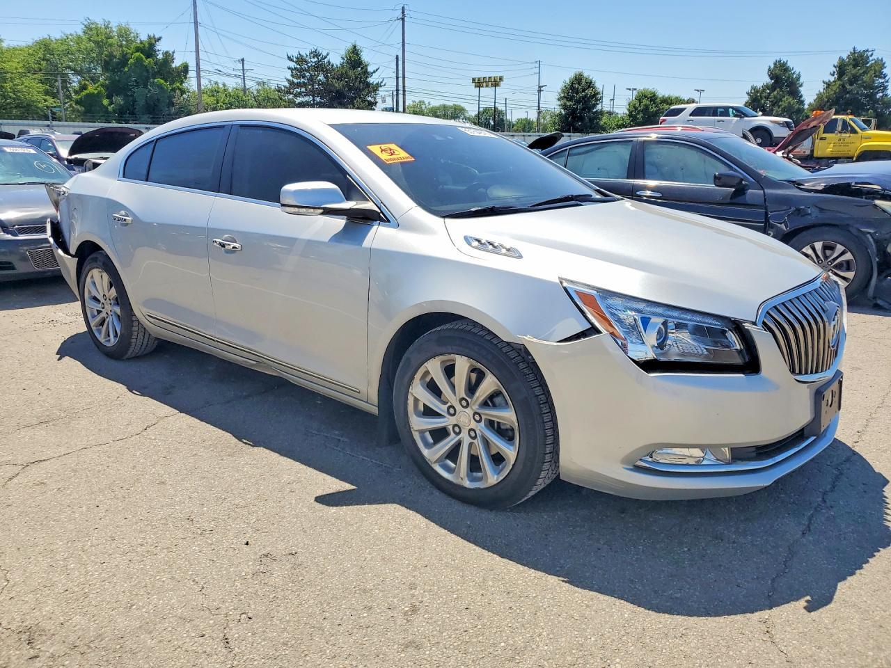 2014 Buick Lacrosse - Image 4