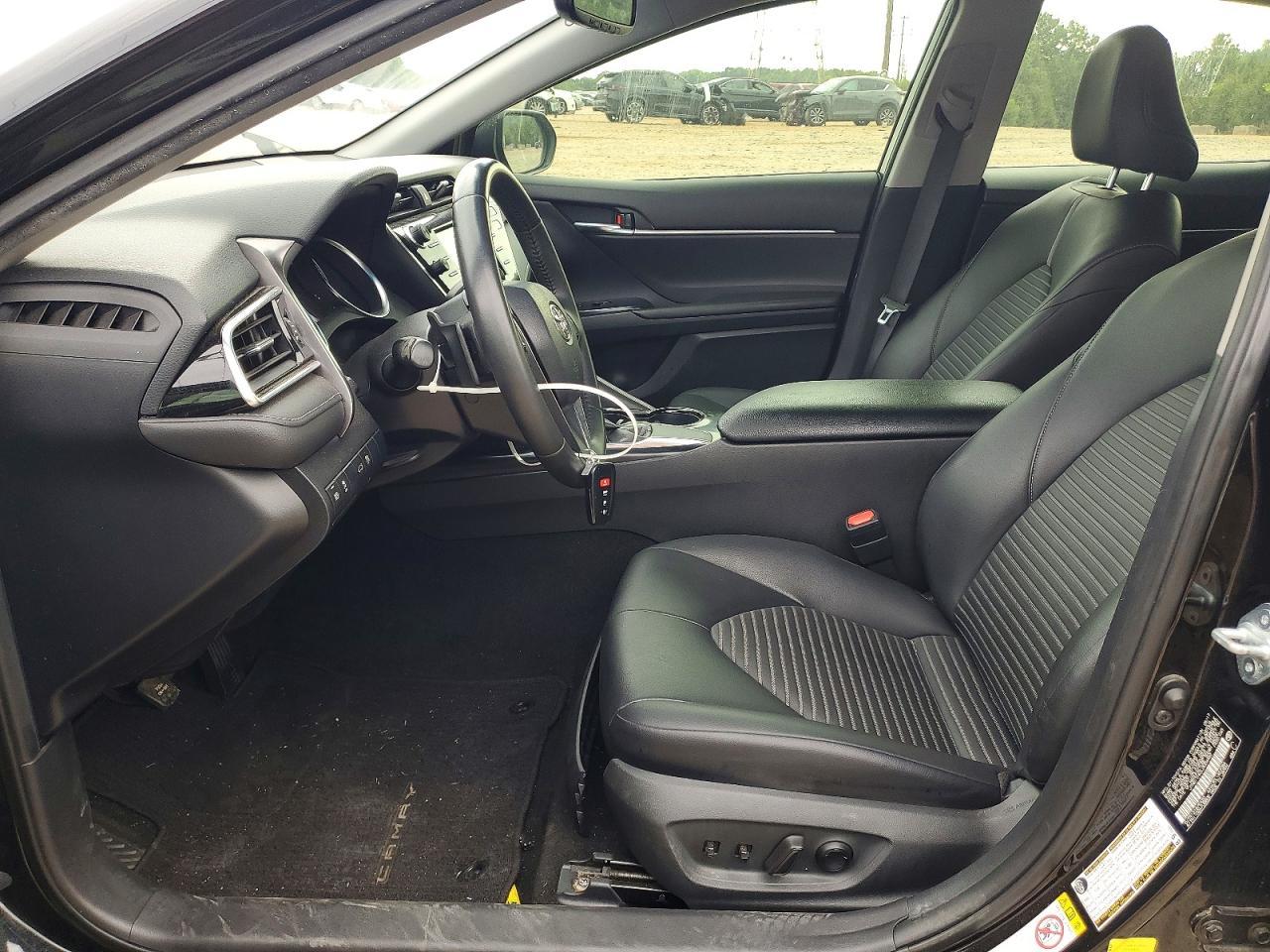 2018 Toyota Camry Se - Image 7