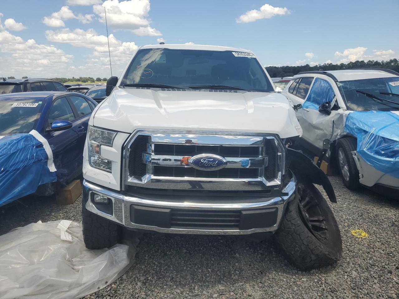 2017 Ford F150 Supercrew - Фото 5