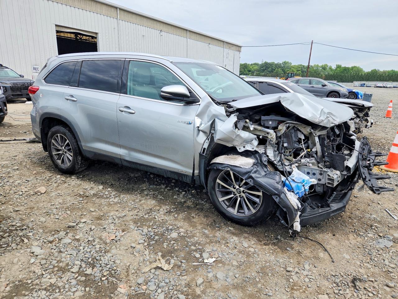 2019 Toyota Highlander Hybrid Xle - Фото 4