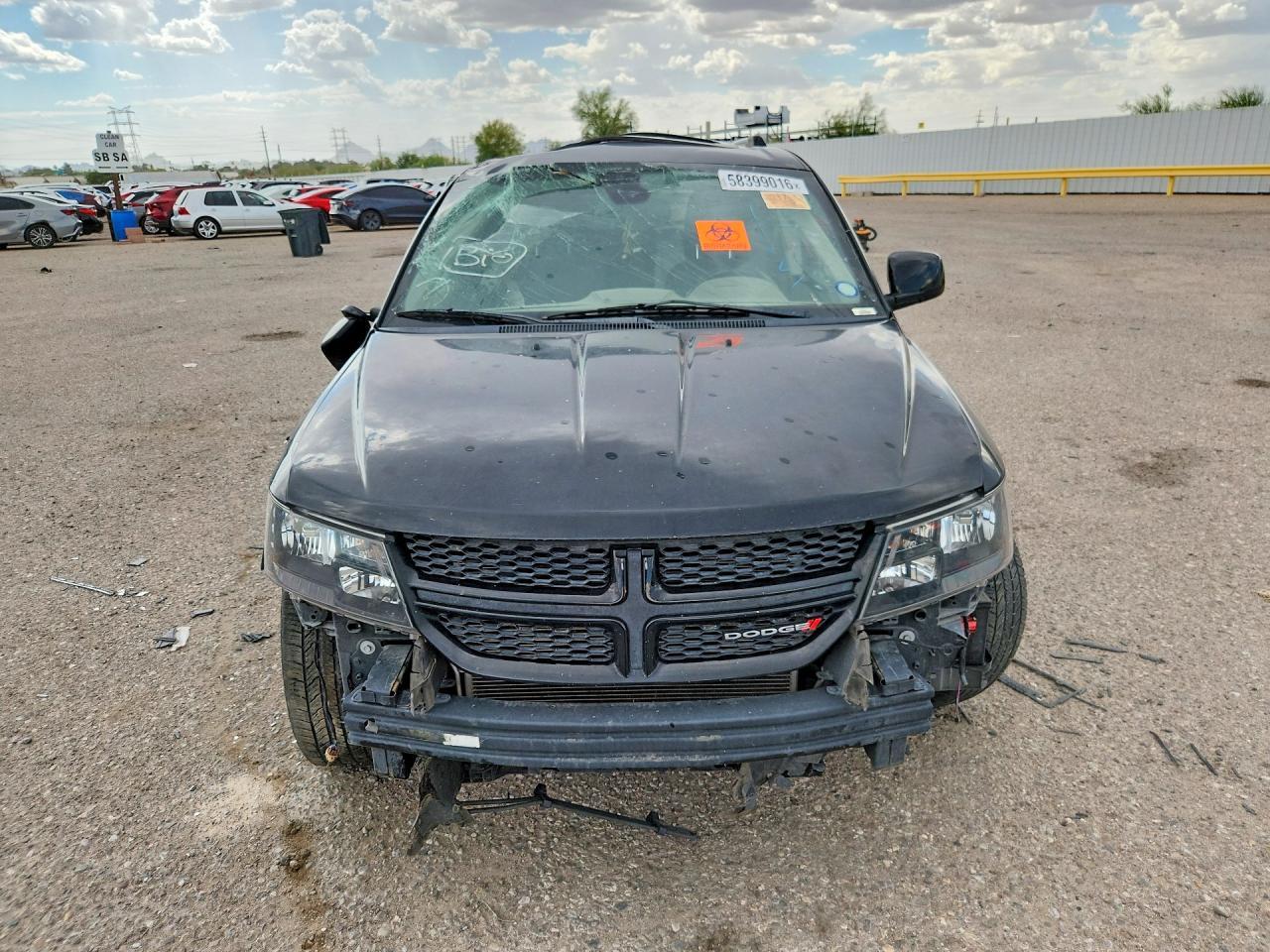 2020 Dodge Journey Crossroad - Image 5