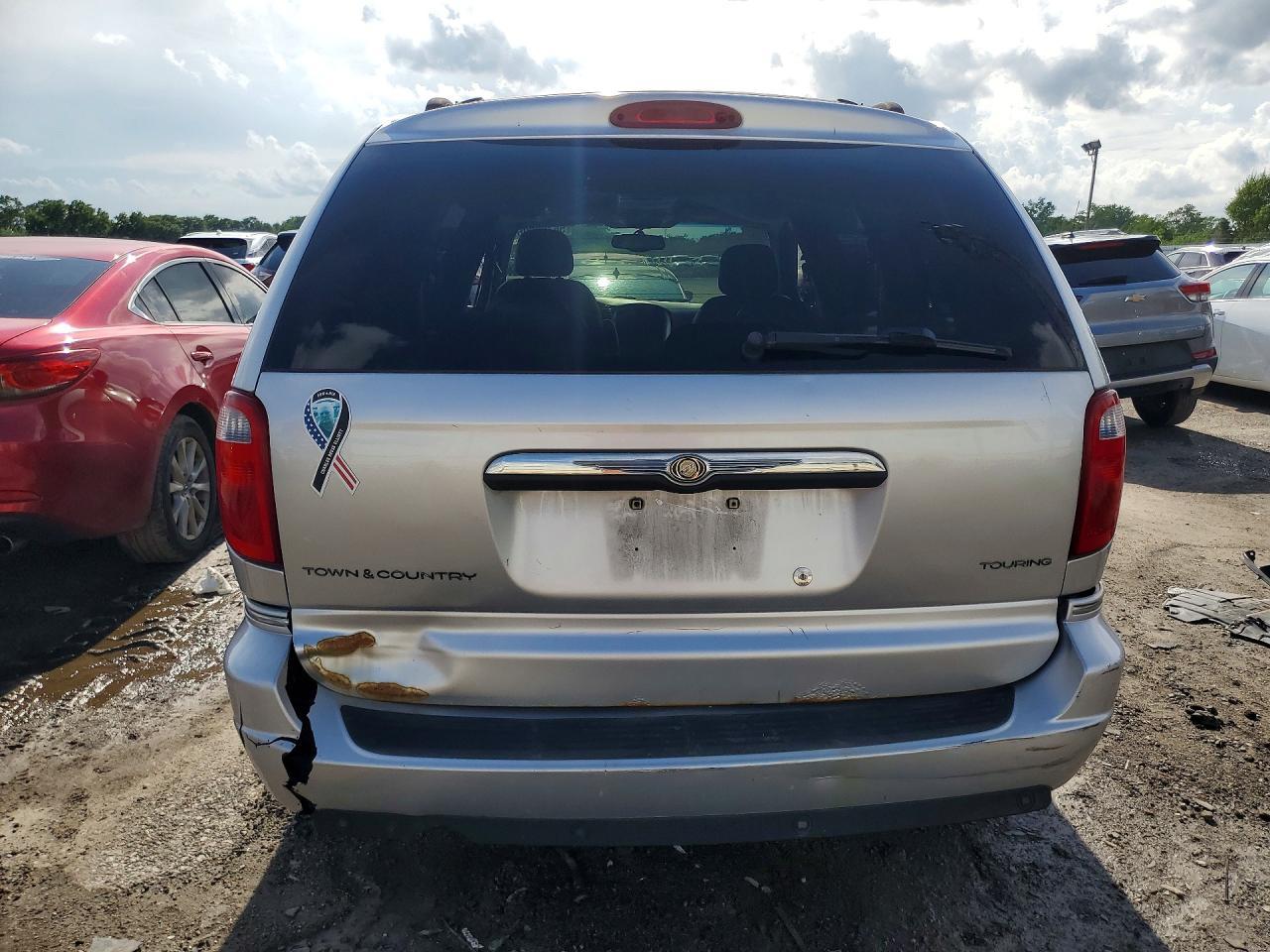 2007 Chrysler Town & Country Touring - Фото 6