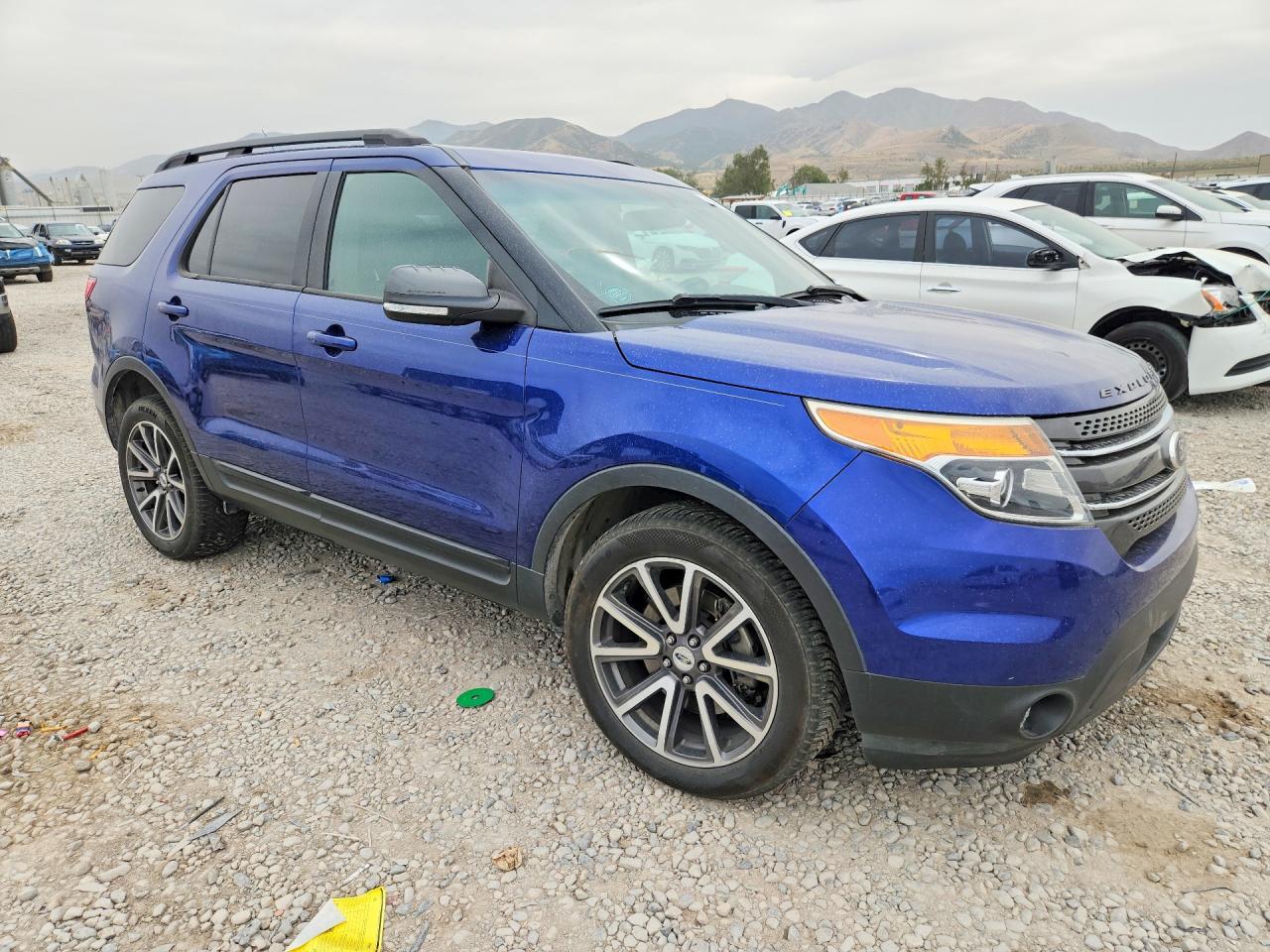 2015 Ford Explorer Xlt - Фото 4