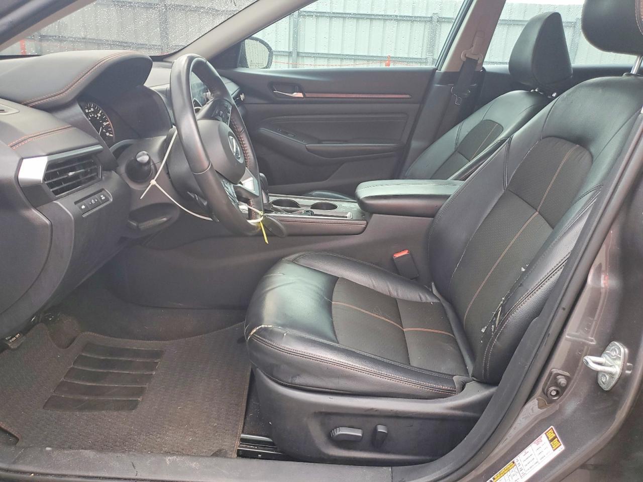 2022 Nissan Altima Sr - Image 7