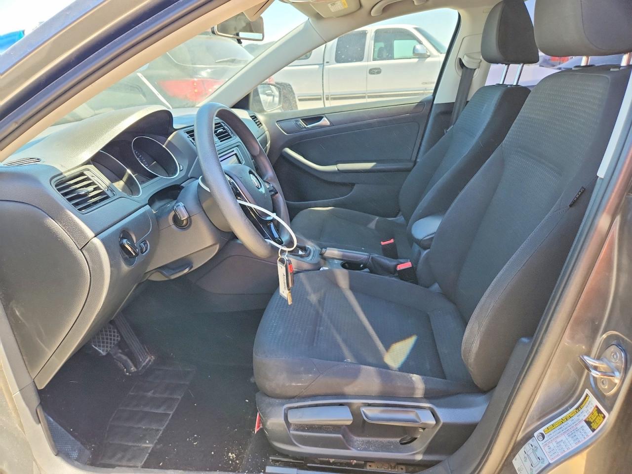 2016 Volkswagen Jetta S - Фото 7