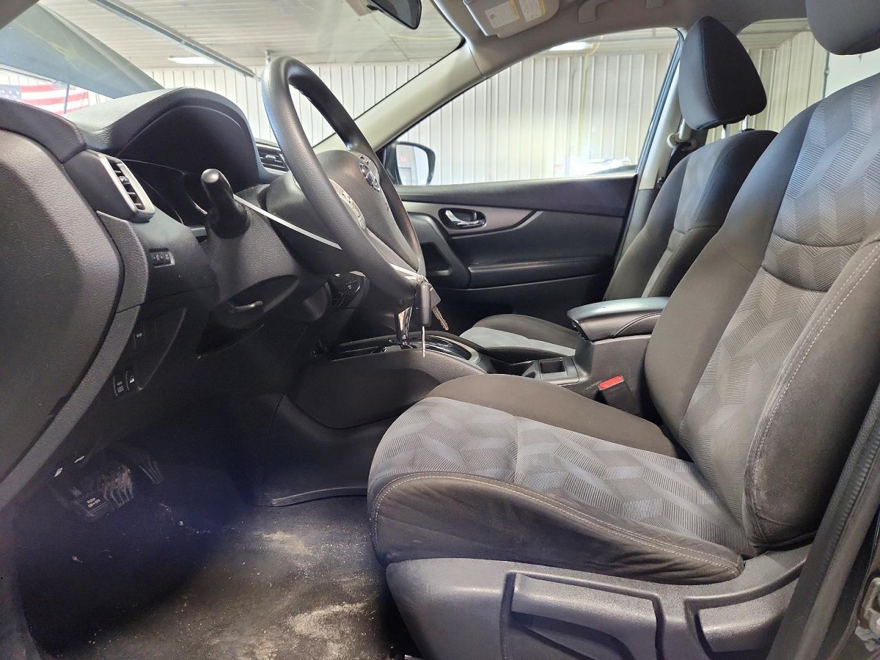 2016 Nissan Rogue S - Фото 7