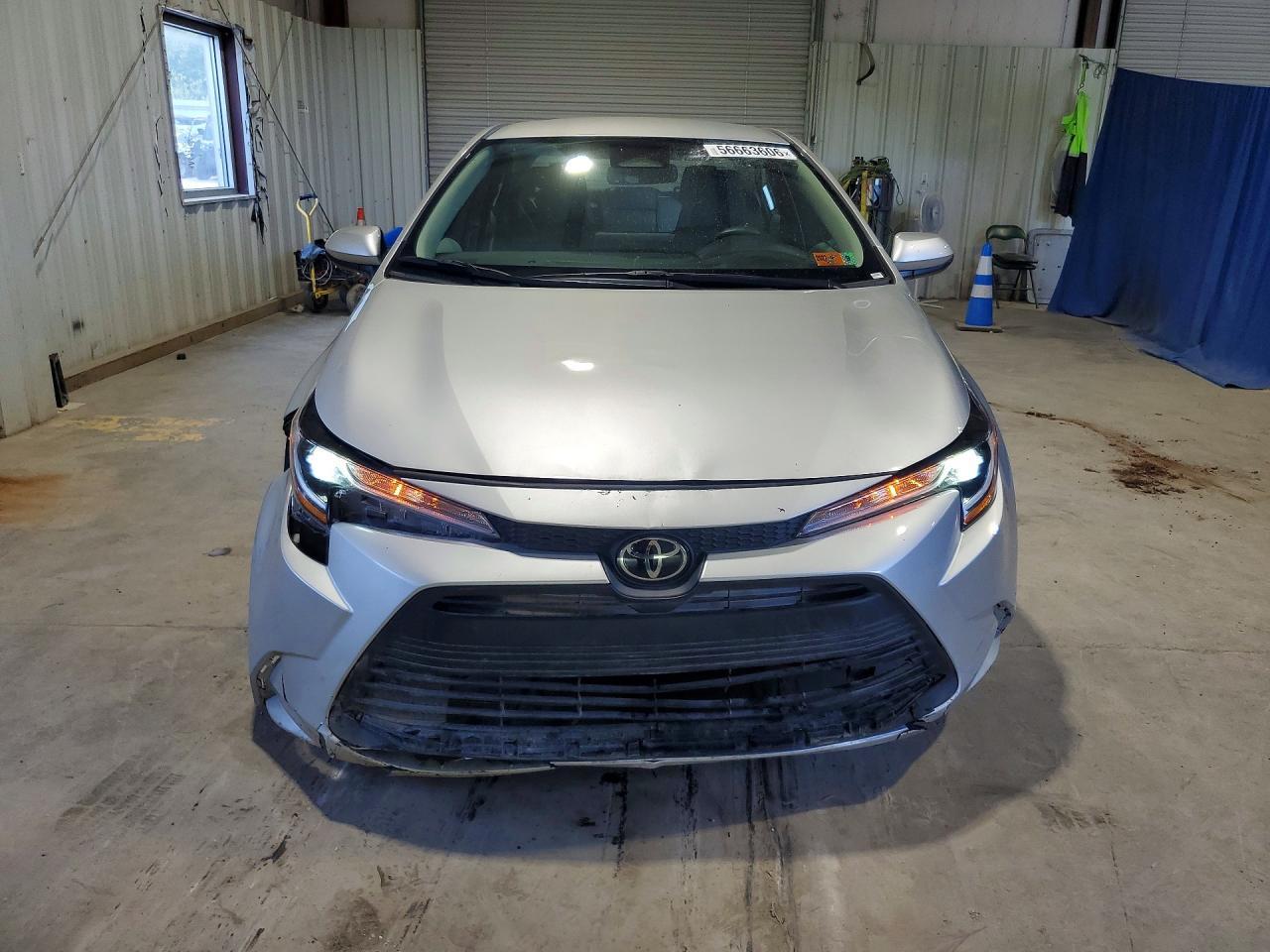 2025 Toyota Corolla Le - Image 5