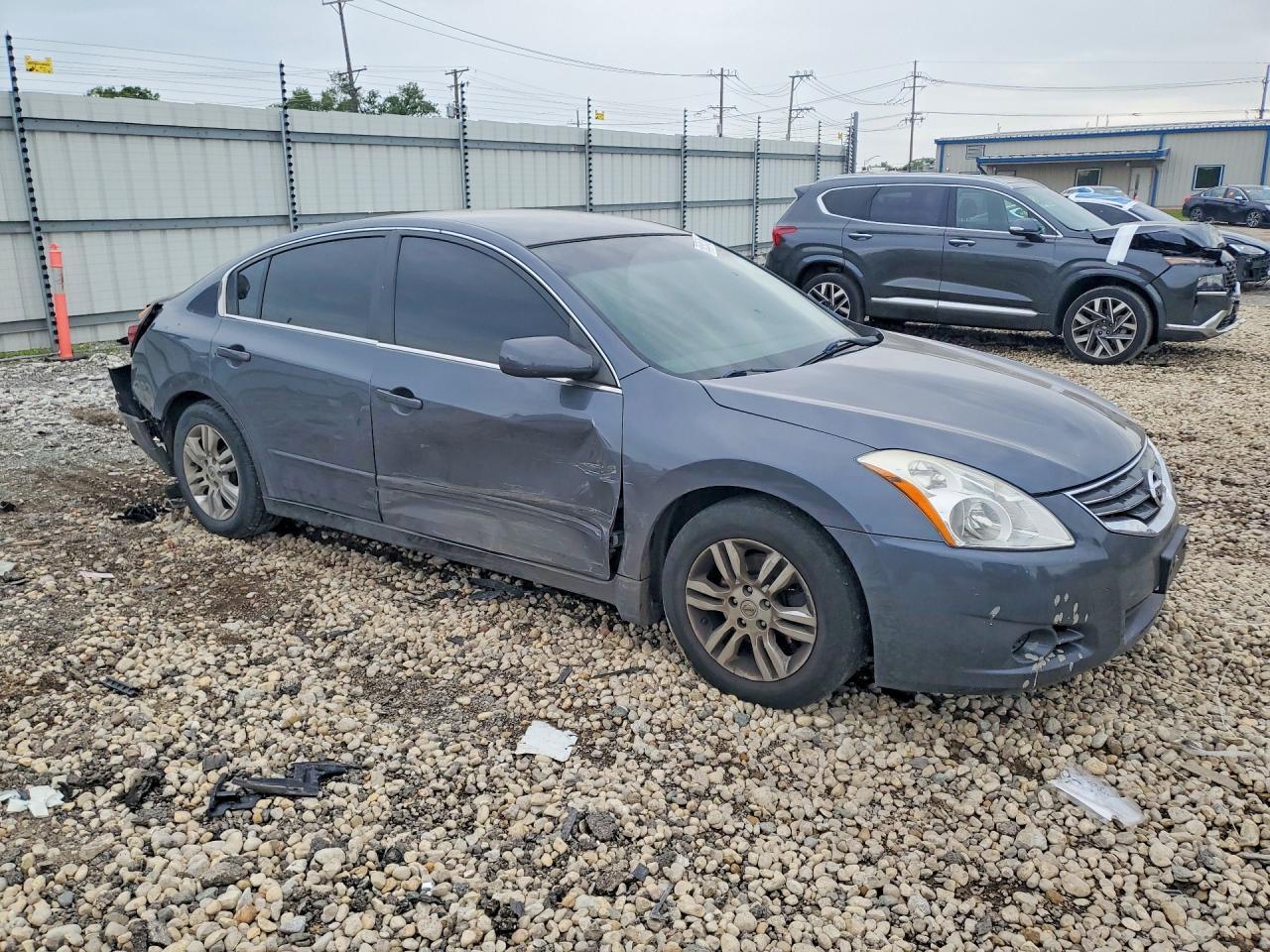 2012 Nissan Altima 2.5 - Image 4