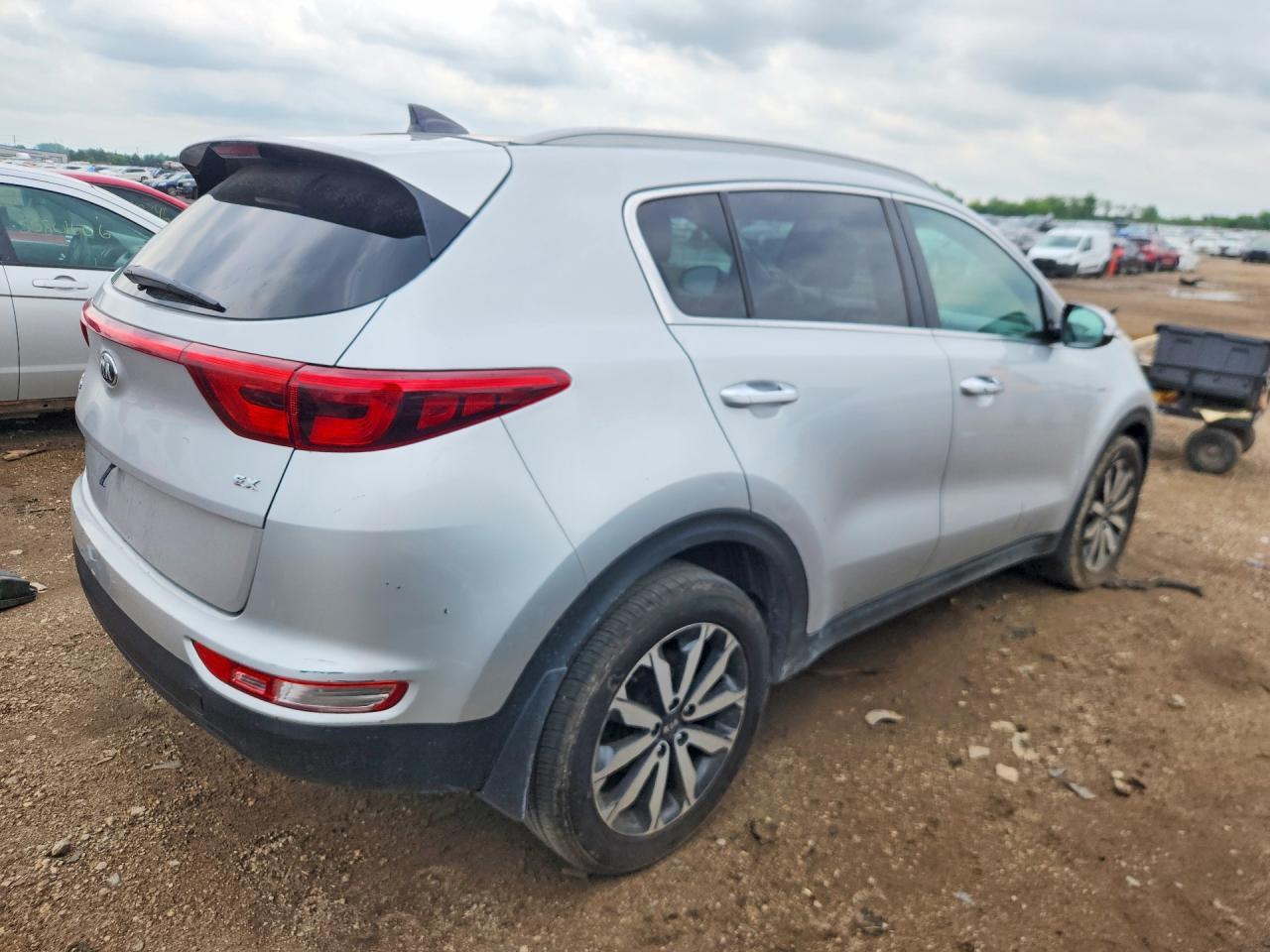 2017 Kia Sportage Ex - Image 3