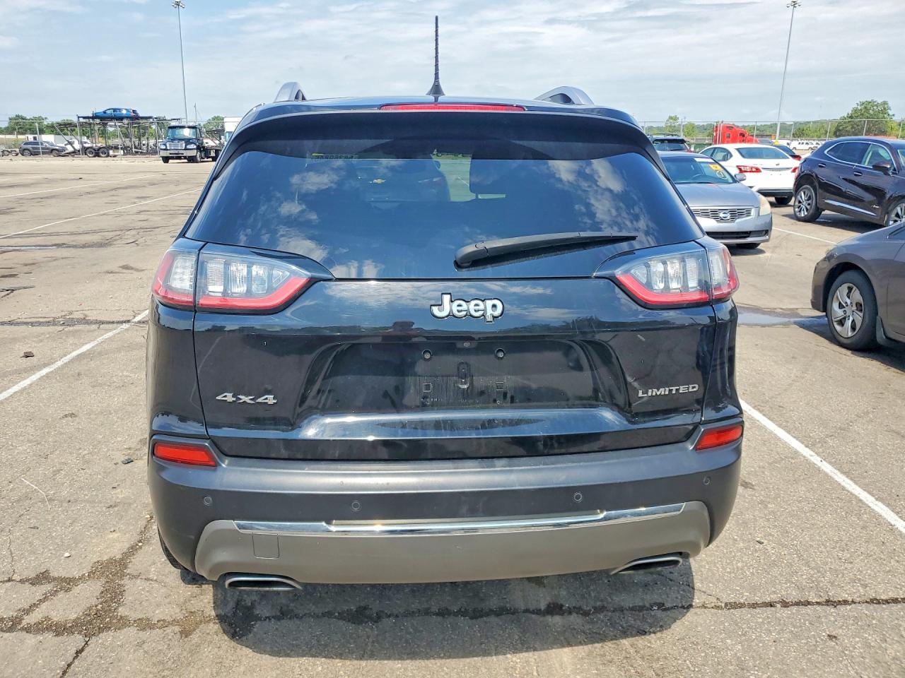 2019 Jeep Cherokee Limited - Image 6