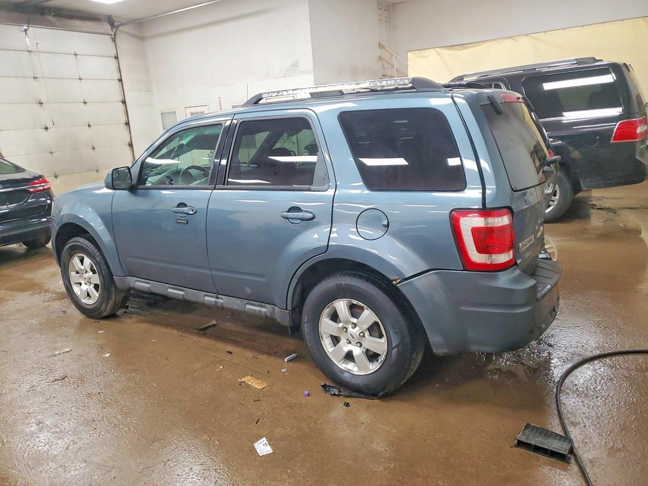 2012 Ford Escape Limited - Image 2