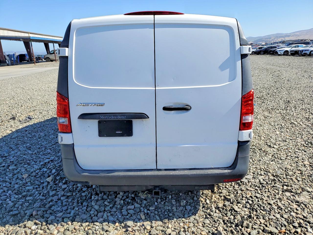 2017 Mercedes-Benz Metris - Delivery Van - Фото 6