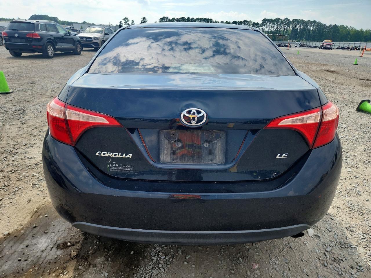 2019 Toyota Corolla Le - Image 6