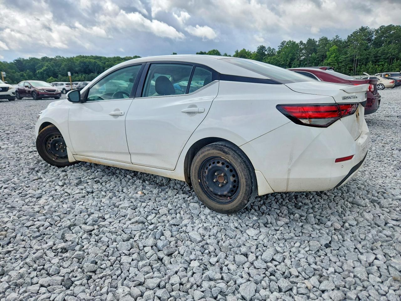 2021 Nissan Sentra S - Фото 2