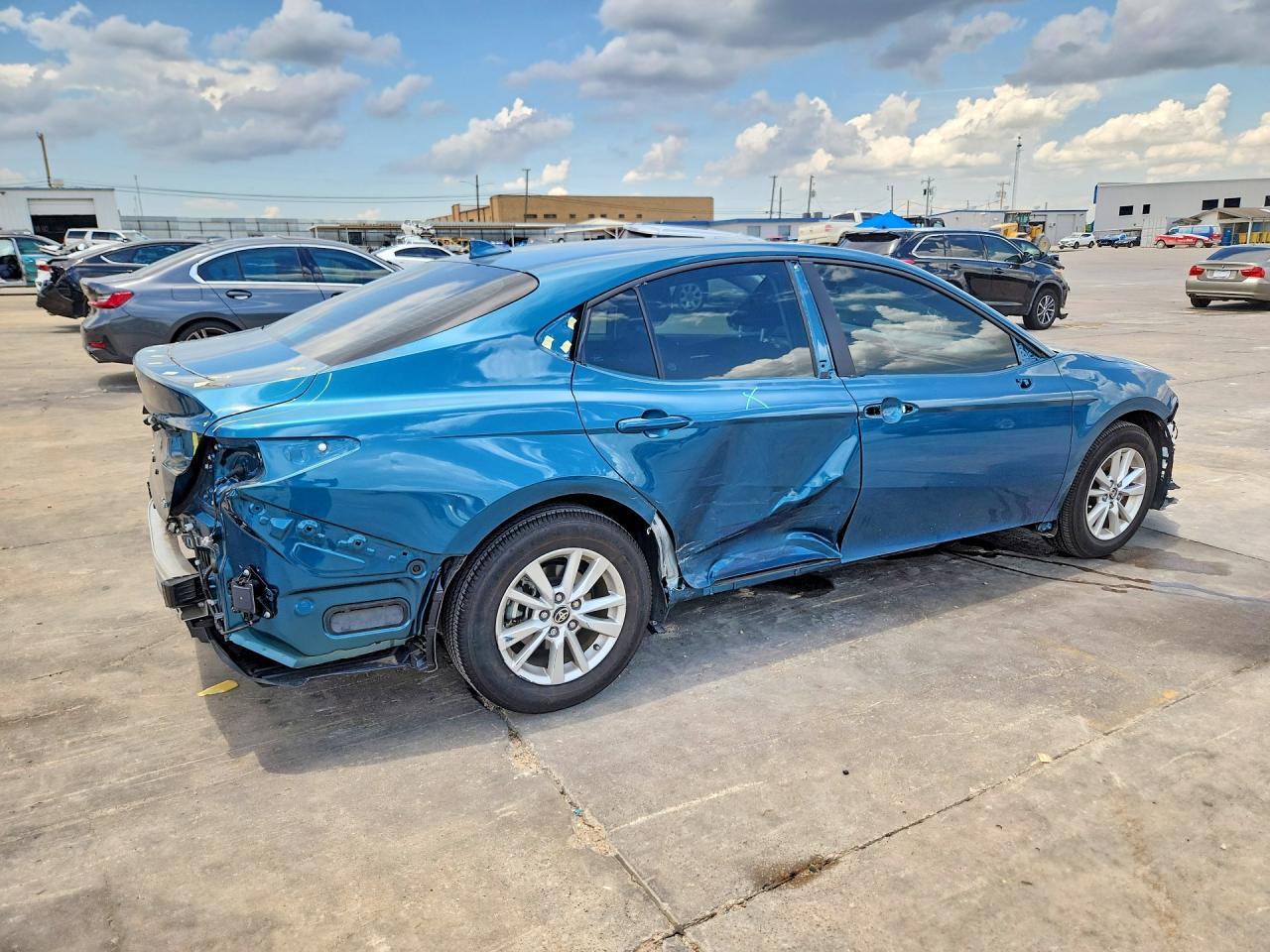 2025 Toyota Camry Le - Image 3