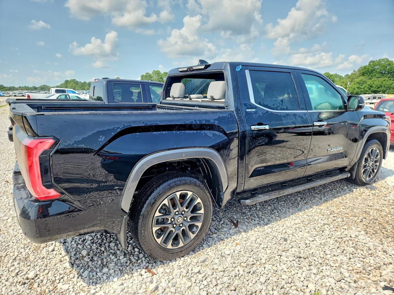 2026 Toyota Tundra Crewmax Limited - Фото 3