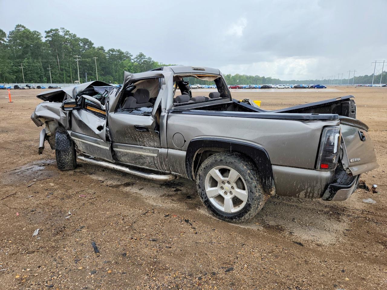 2006 Chevrolet Silverado C1500 - Фото 2