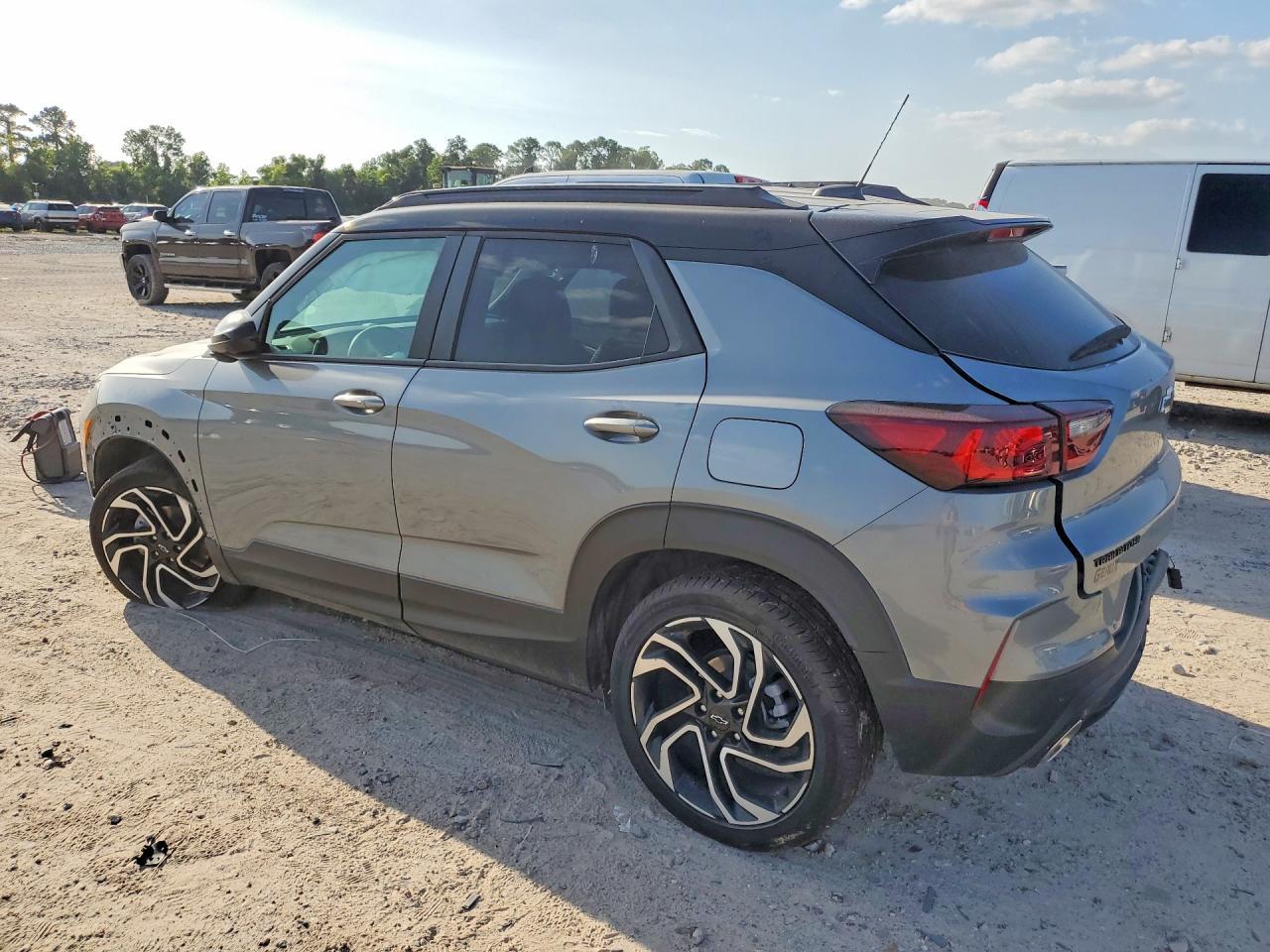 2026 Chevrolet Trailblazer Rs - Image 2