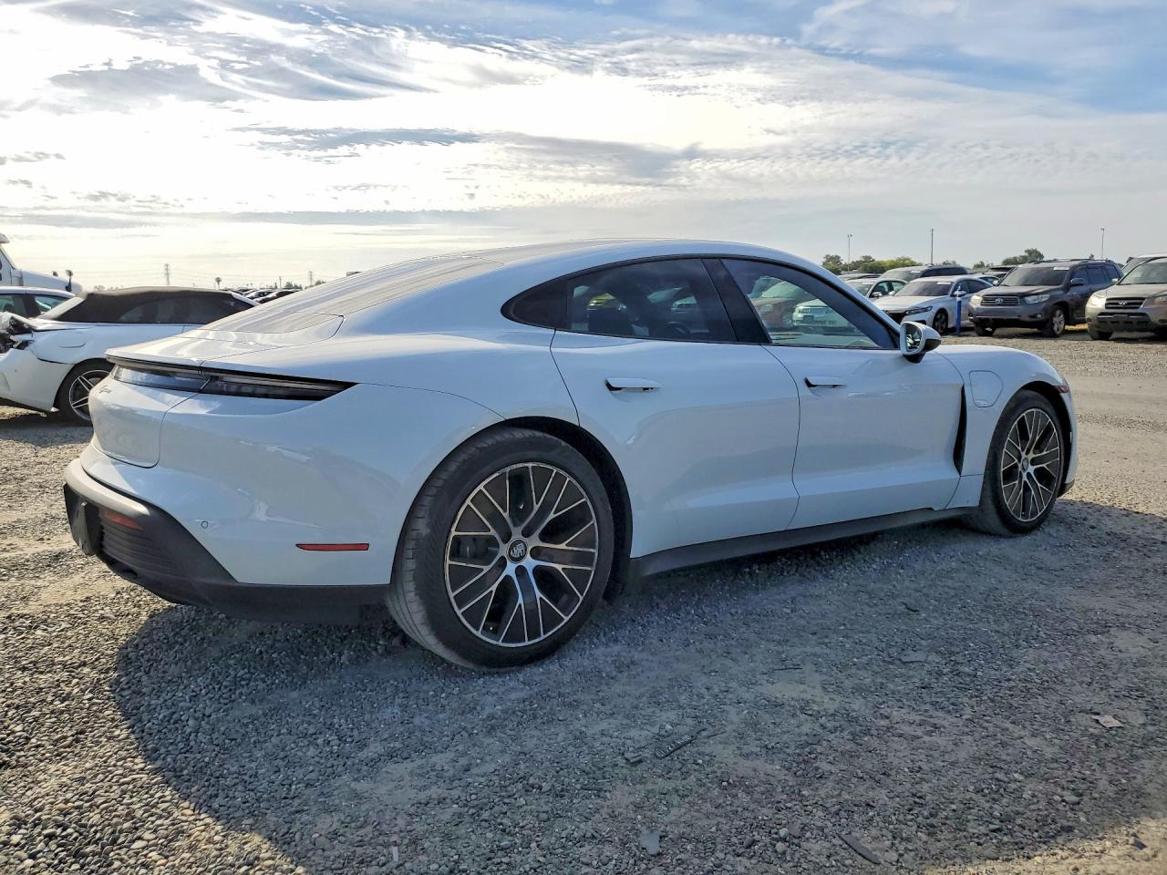 2021 Porsche Taycan - Image 3