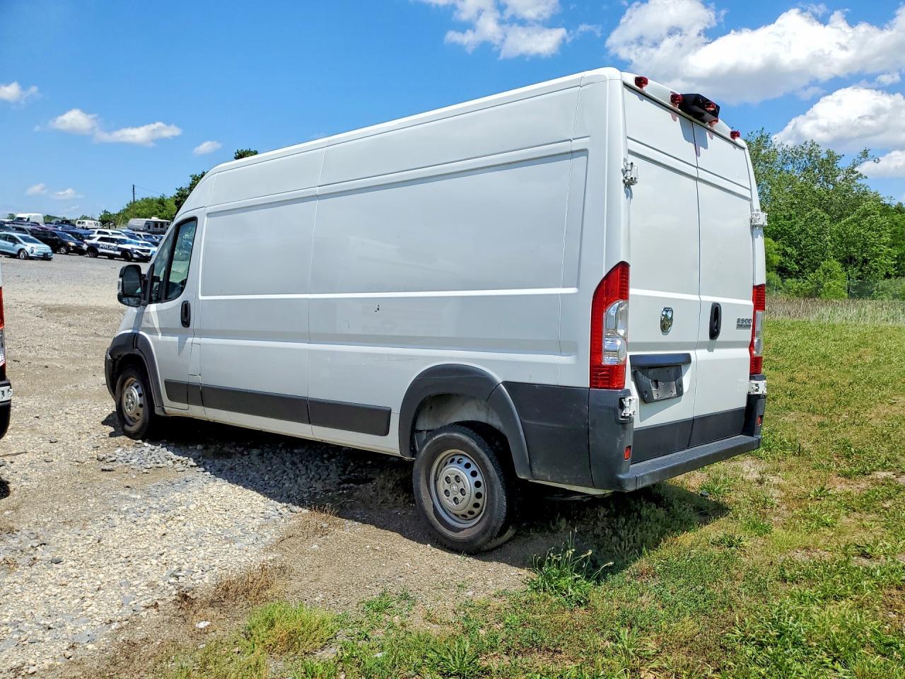 2025 Ram Promaster 2500 Cargo - Фото 2