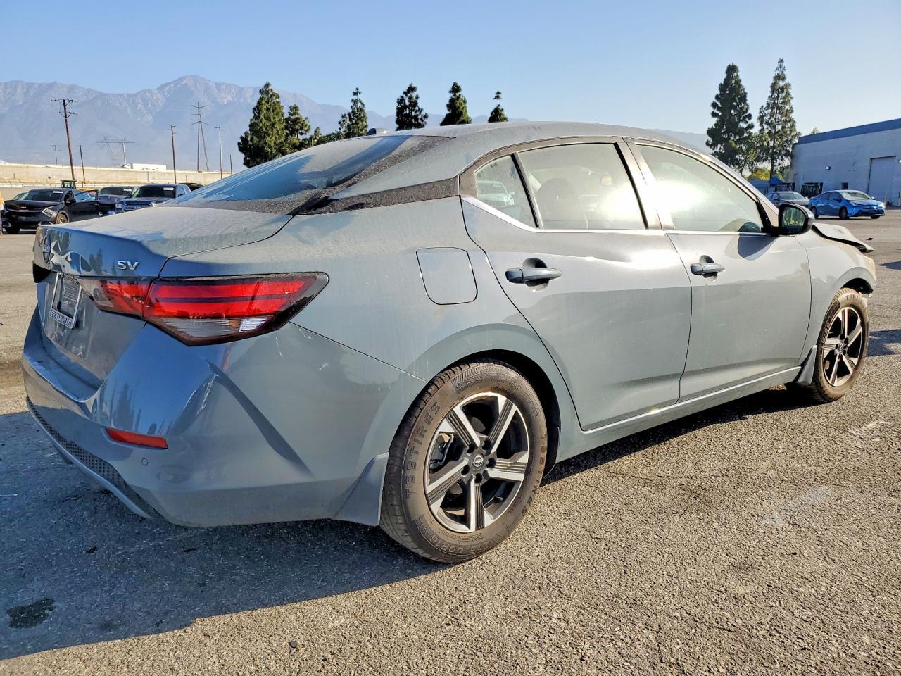 2024 Nissan Sentra Sv - Image 3