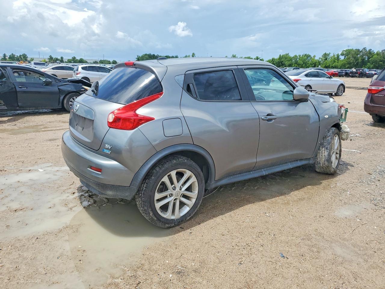 2013 Nissan Juke S - Image 3
